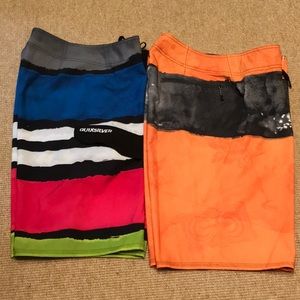 Men’s 32 QUICKSILVER Board shorts/Swimsuits